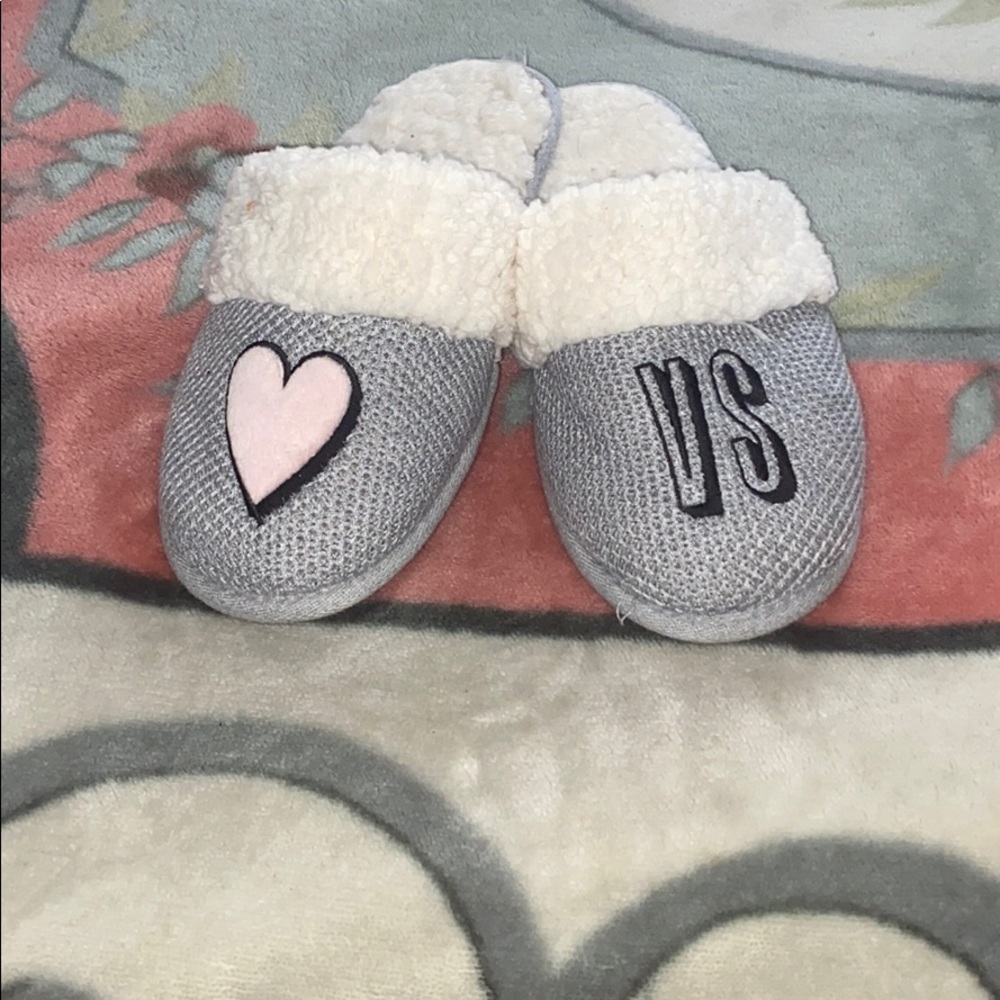 Victoria secret slippers 🥿